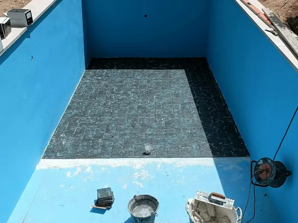 piscine et terrasse à vedène pres de orange